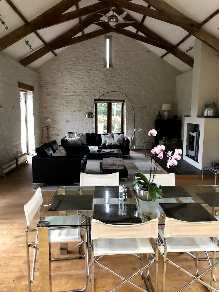 Antony Socrates_River's Reach at North Hooe_Bere Alston_review