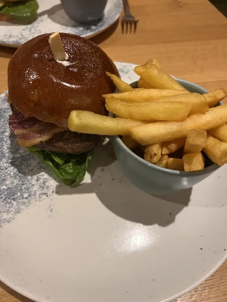 David Barnard_Chalk Wokingham_Wokingham_review