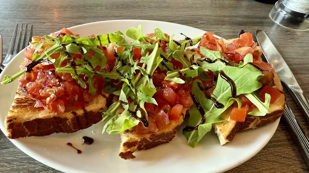 Eletta Bonfanti_Piccolo Arco_Wokingham_review