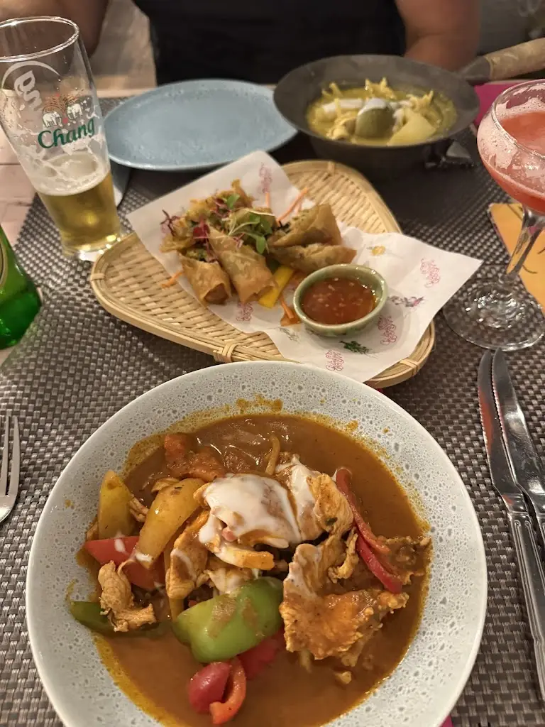 Carolina Britten_Giggling Squid - Wokingham_Wokingham_review