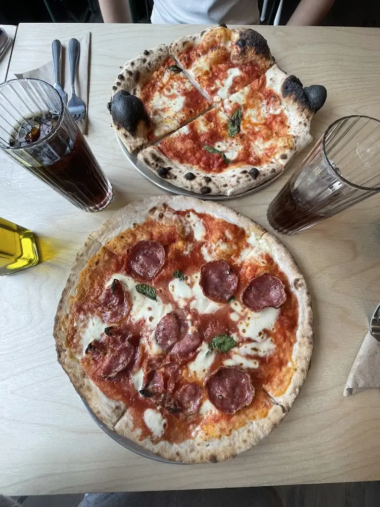 Emma Conaghan_Knead Neapolitan Pizza, Wokingham_Wokingham_review