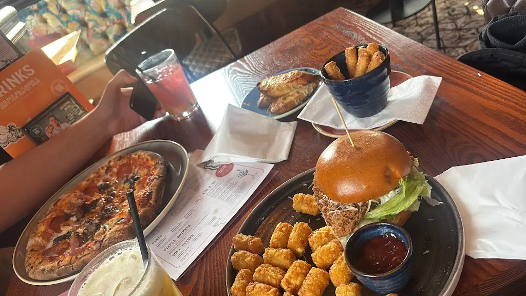 Erin McCall_The Station Tap_Wokingham_review