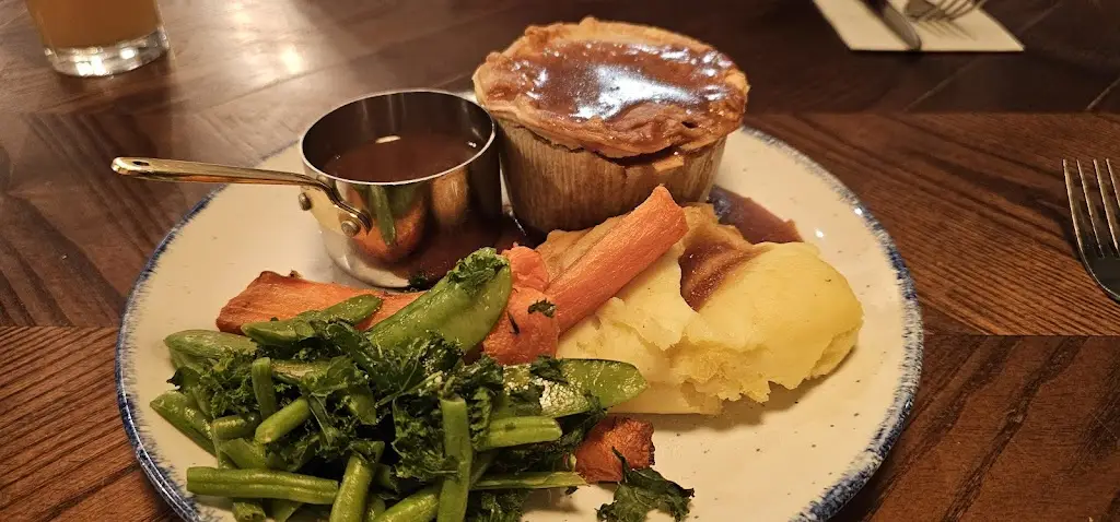 Hannah Wild_Oakingham Belle_Wokingham_review