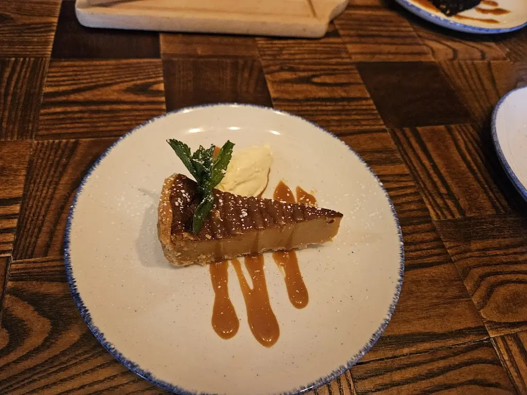 Oakingham Belle_Wokingham_slider_image_2