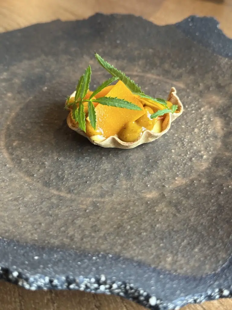 Fred Howarth Kennedy_Crocadon Farm_Bere Alston_review