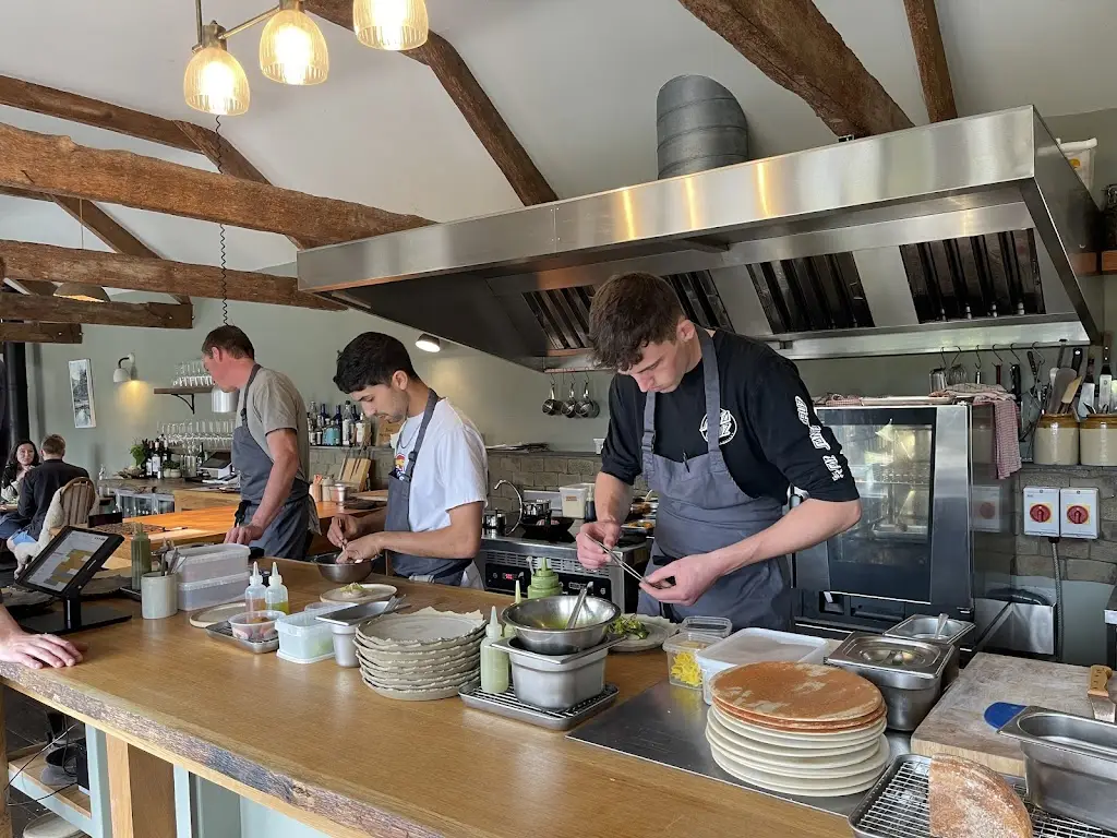 Christine Perry_Crocadon Farm_Bere Alston_review