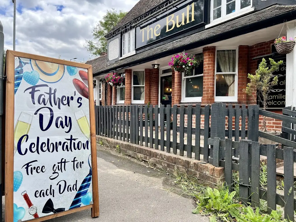 The Bull Barkham_Wokingham_slider_image_1