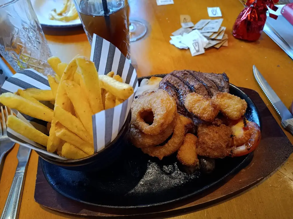 Stacey H_The Brimsham Park_Yate_recensione