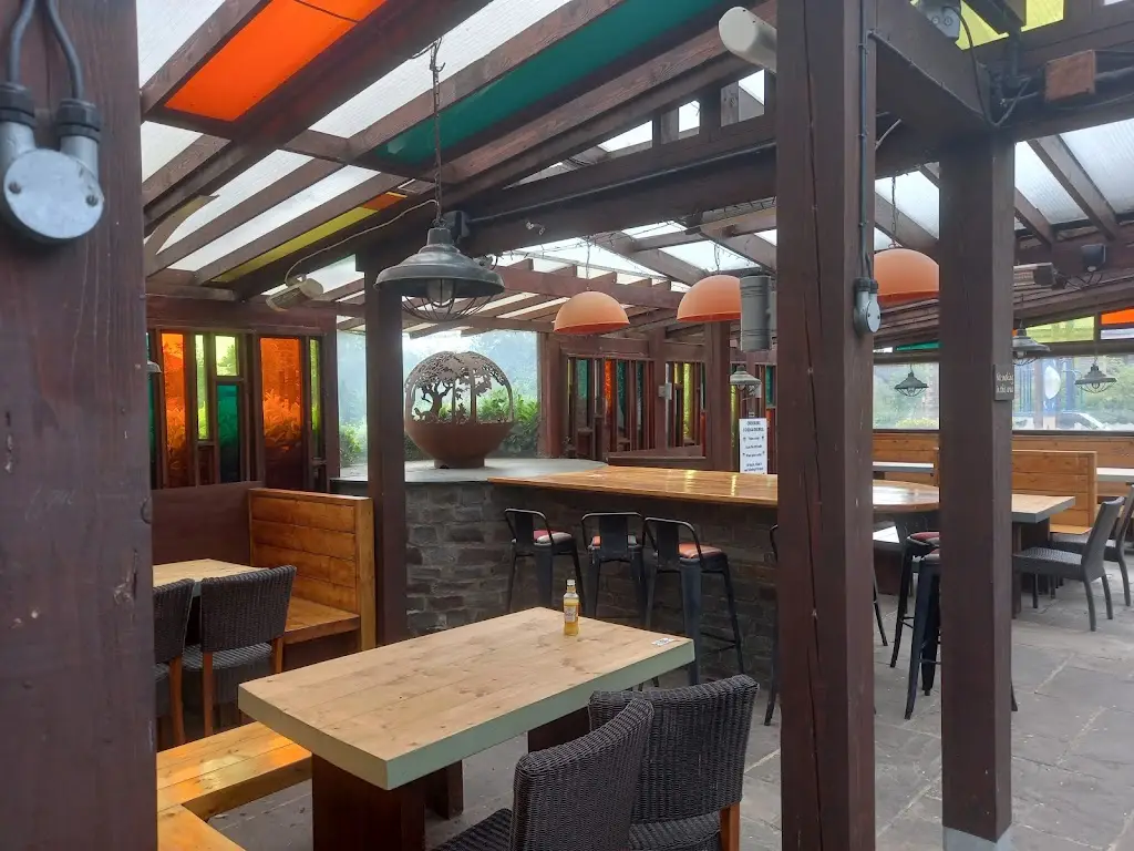 Fox restaurant in Yate