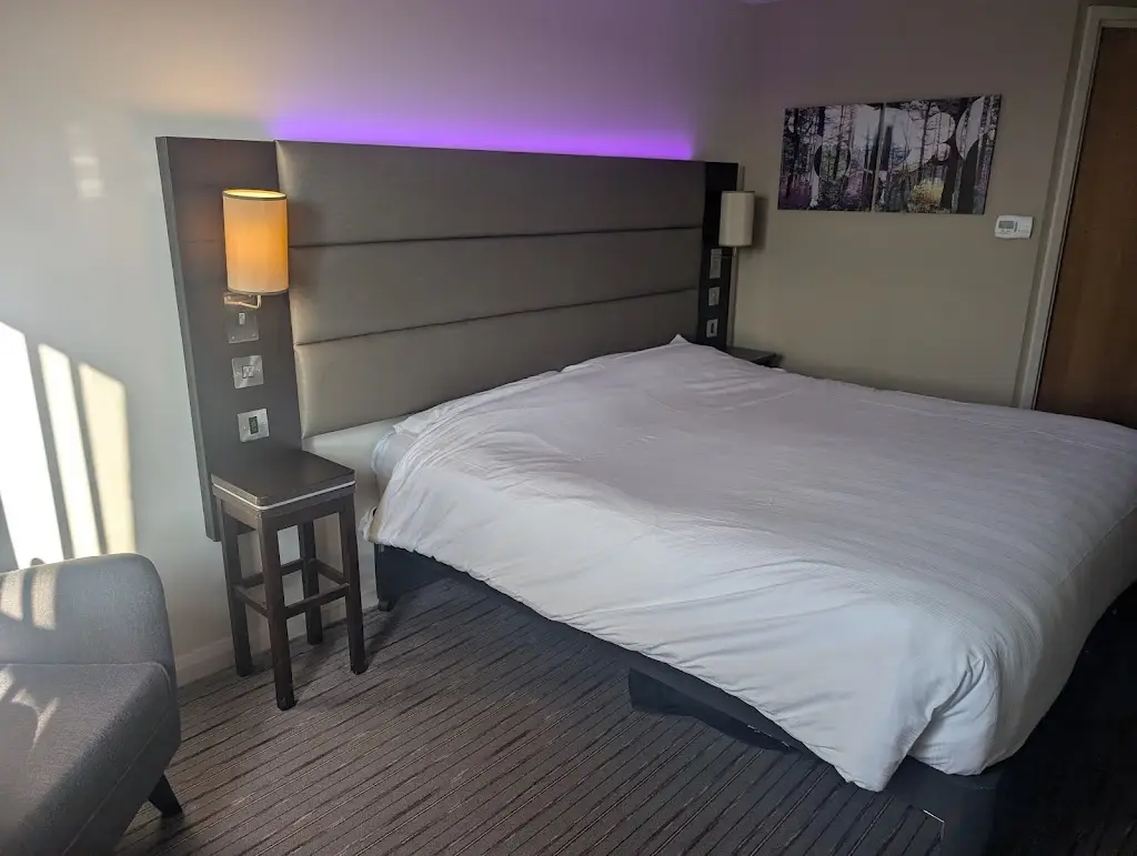Elle Hill_Premier Inn Newcastle  hotel_Wylam_review