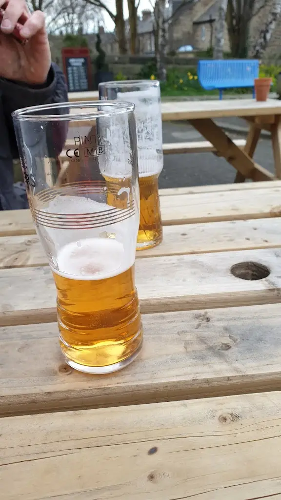 Menu_Fox & Hounds_Wylam_image_1