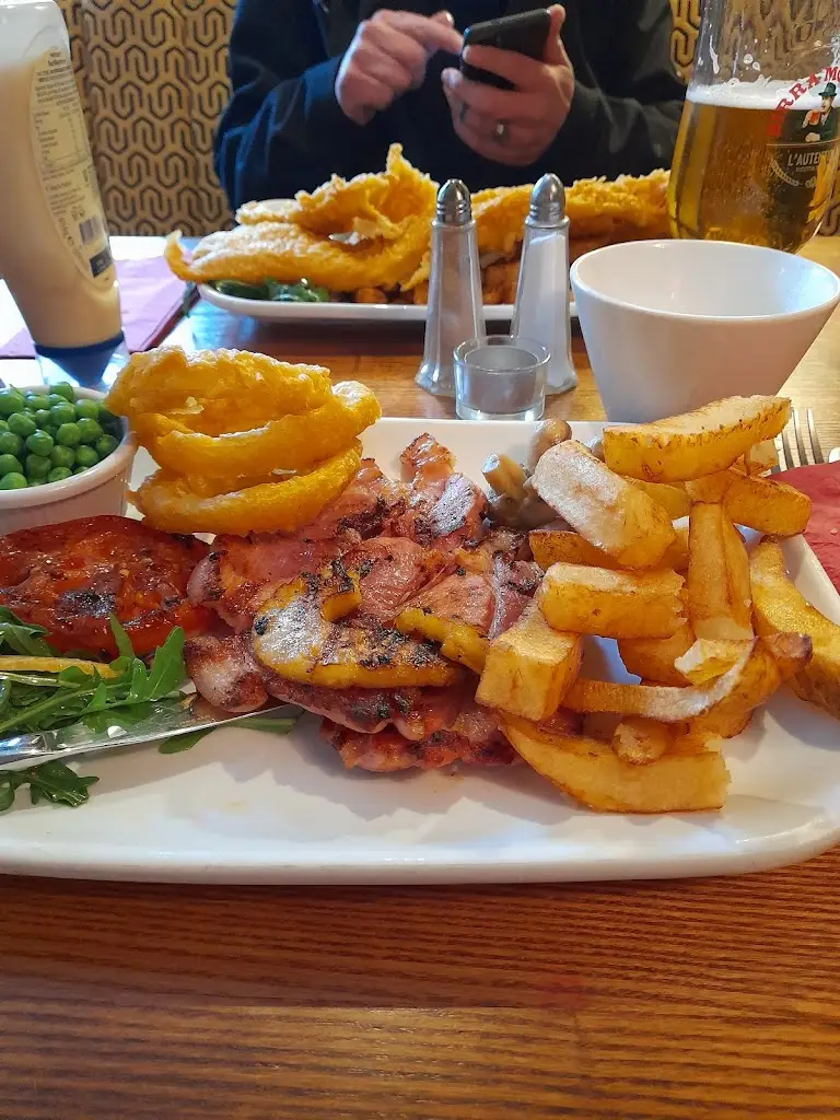 Menu_The Falcon_Wylam_image_3