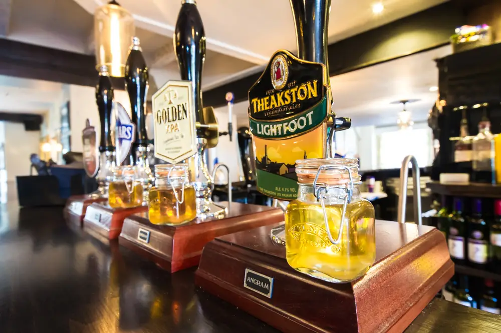 White Swan_Wylam_slider_image_2