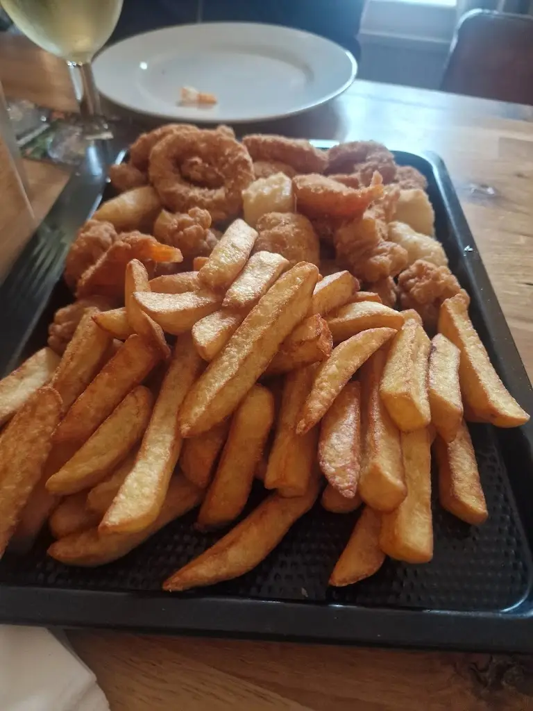 Rohit Choudhary_The Golden Cup_Yoxall_review