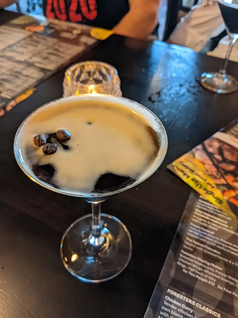 Cathy Jones_The Foresters Arms_Yoxall_review