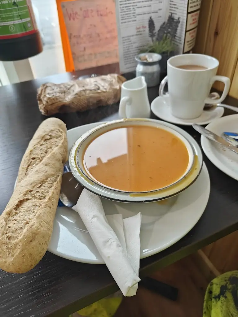 Glenn Dalgarno_Scarlet’s Kitchen_Yelverton_review