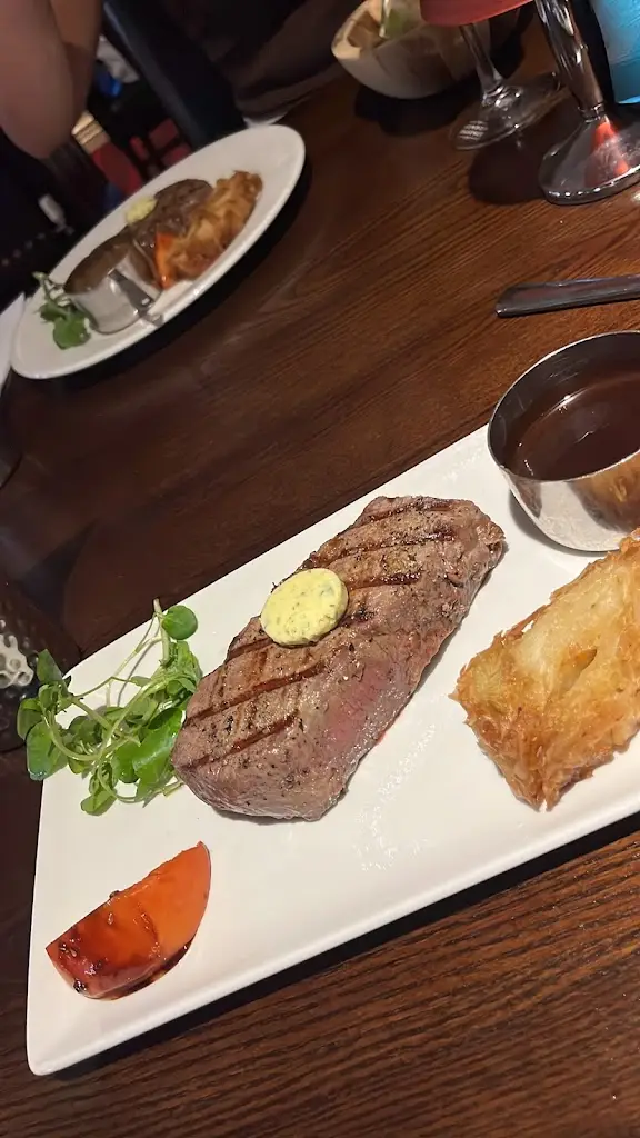 Yashar Alizadeh_Miller & Carter Worcester Park_Worcester Park_review