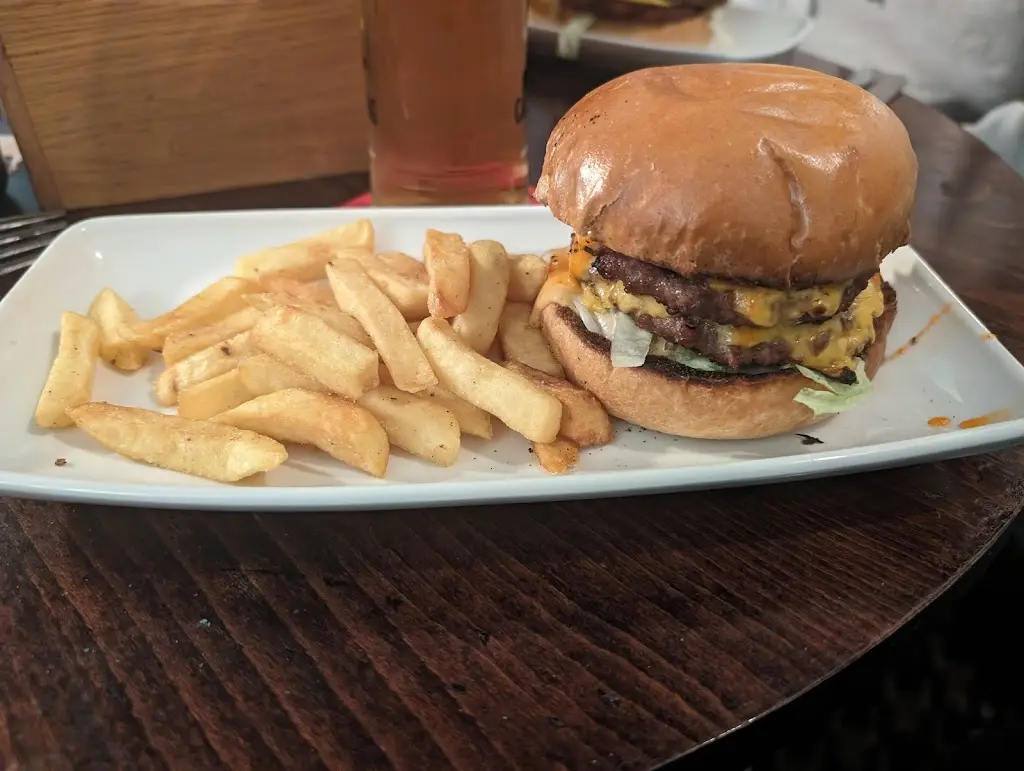 North End Tavern Worcester Park restaurant in Worcester Park