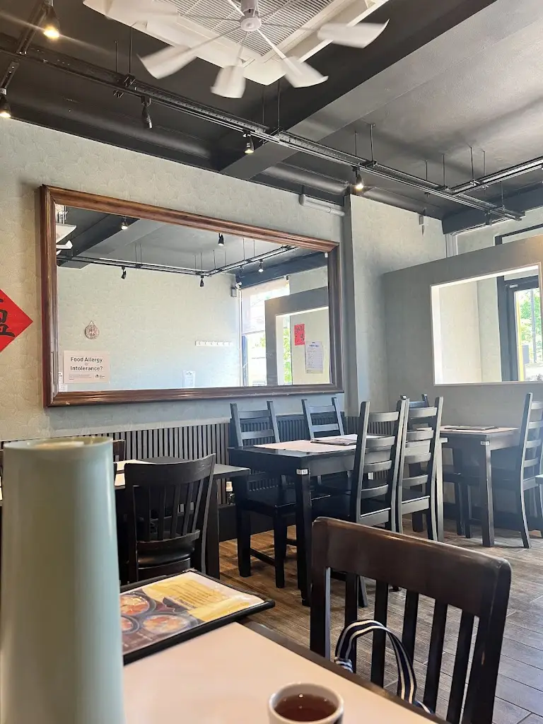 L L_Britkong Eat _Worcester Park_review