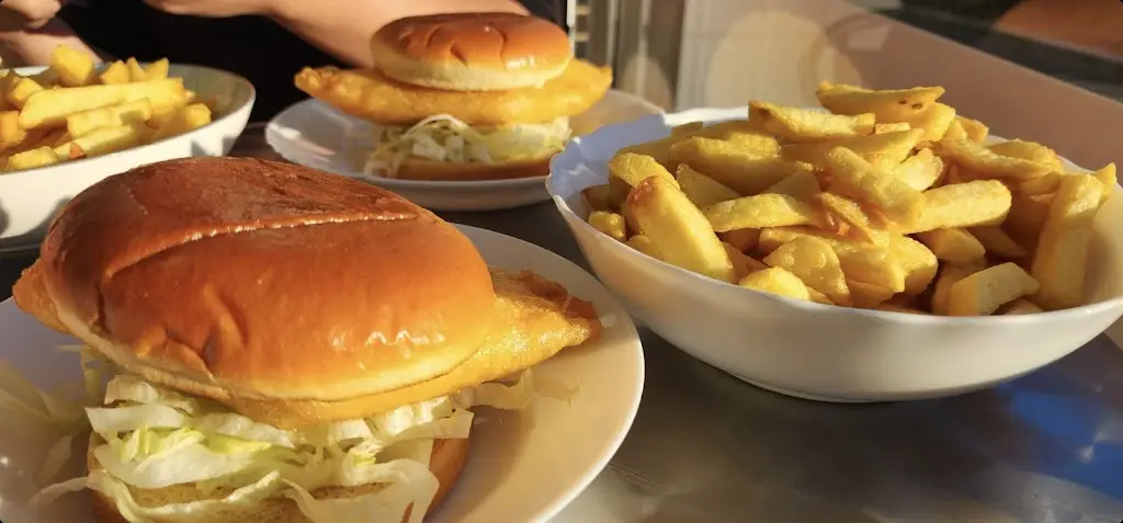 Atlantis Fish Bar & Burger Specialists_Worcester Park_slider_image_2