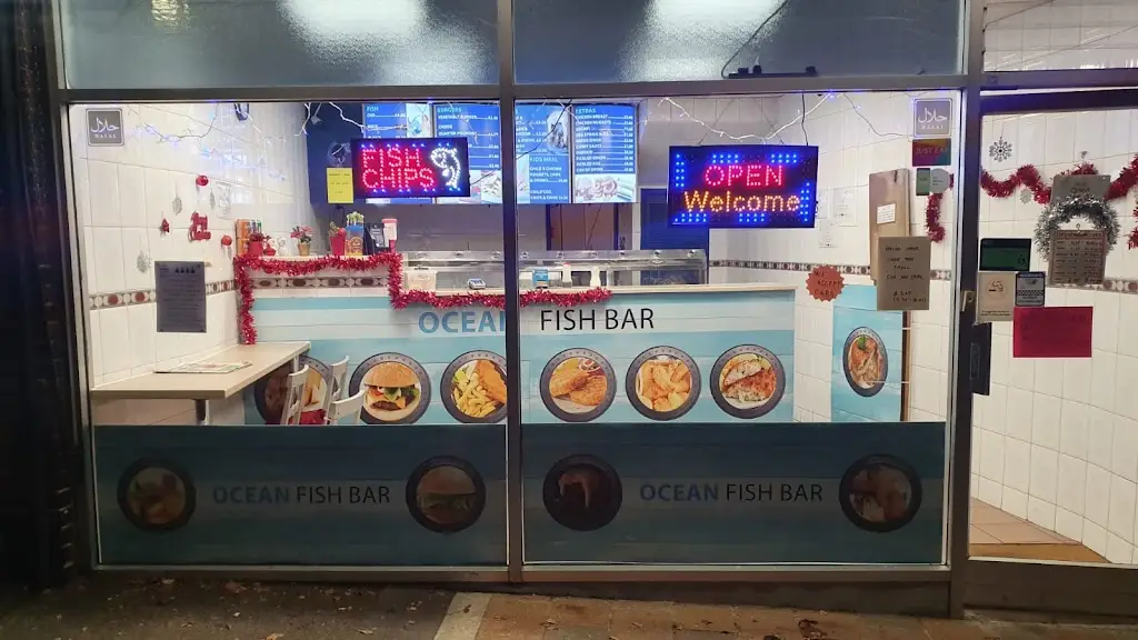 Atlantis Fish Bar & Burger Specialists_Worcester Park_slider_image_3
