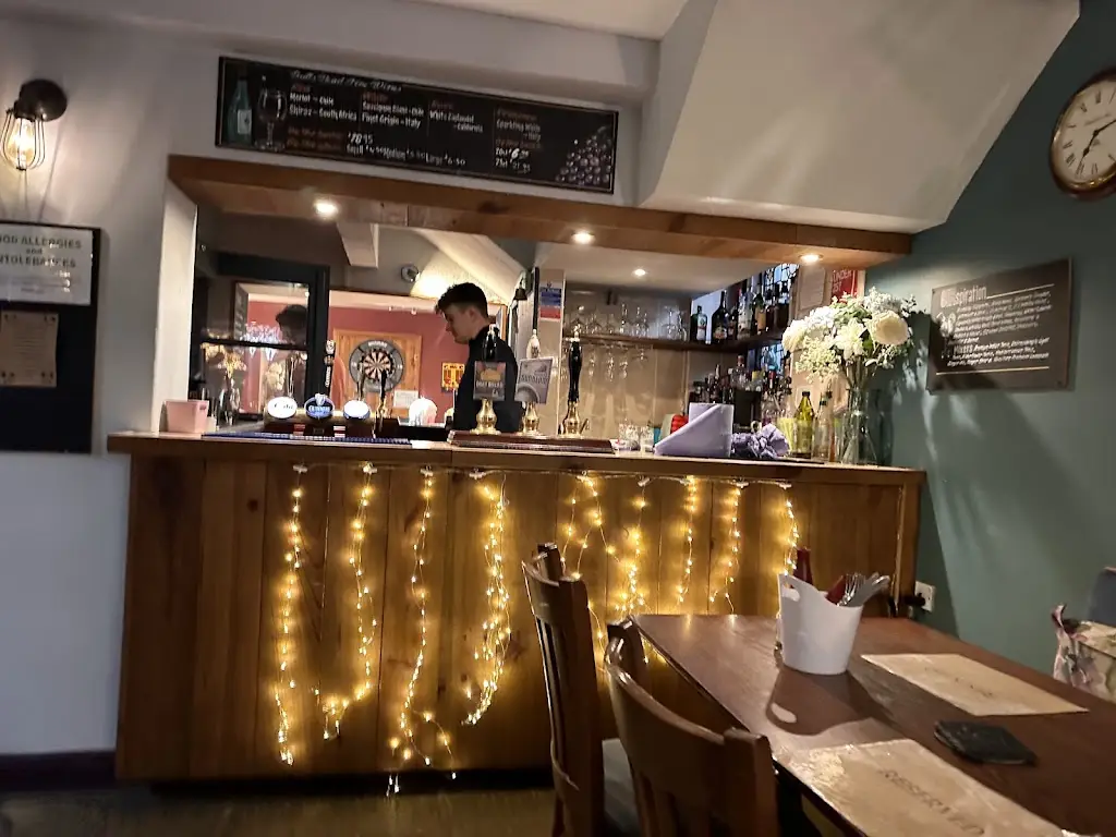 The Bulls Head Hotel_Youlgreave_slider_image_1