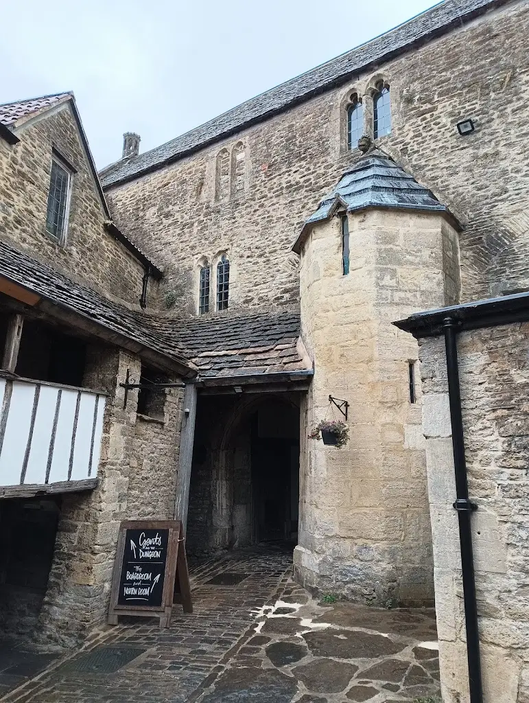 Michael Mable_The George Inn, Norton St Philip_Test Valley_review