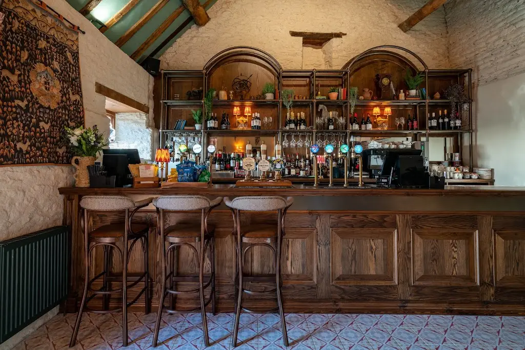 The George Inn, Norton St Philip restaurant in Test Valley