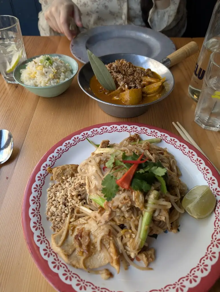 Menu_Rosa's Thai York_York_image_6