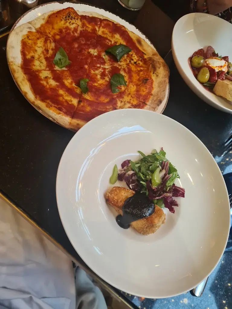 Olivia Herbert_Lucia Restaurant_York_recensione