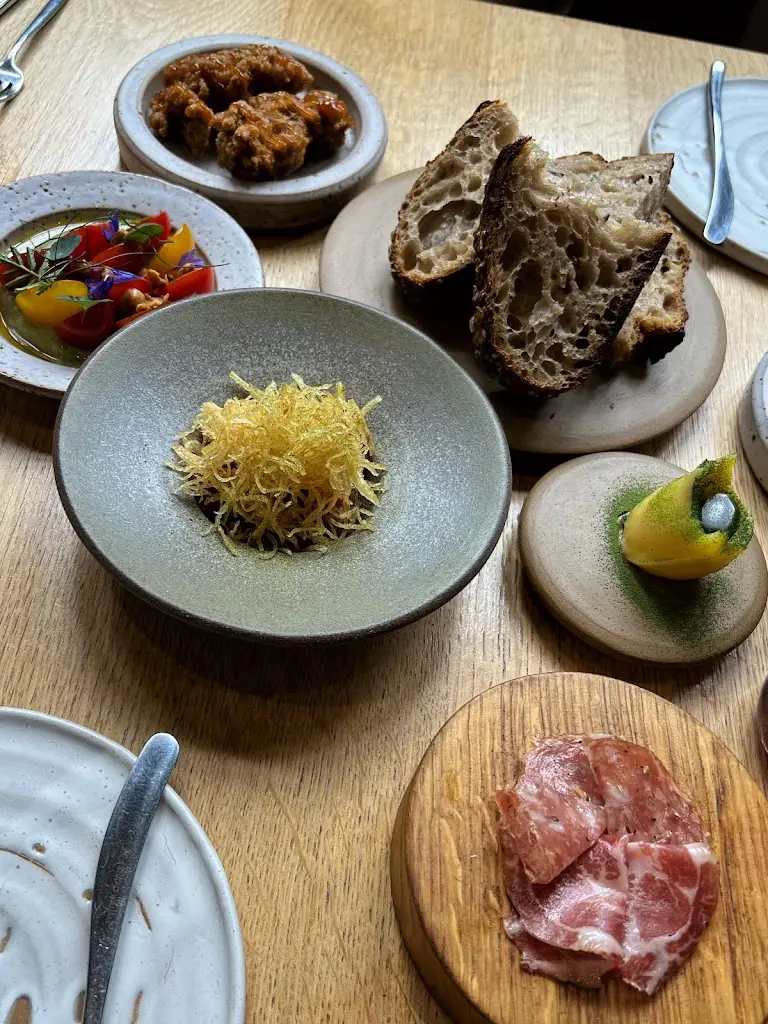 Robert McIntosh_Roots York_York_review