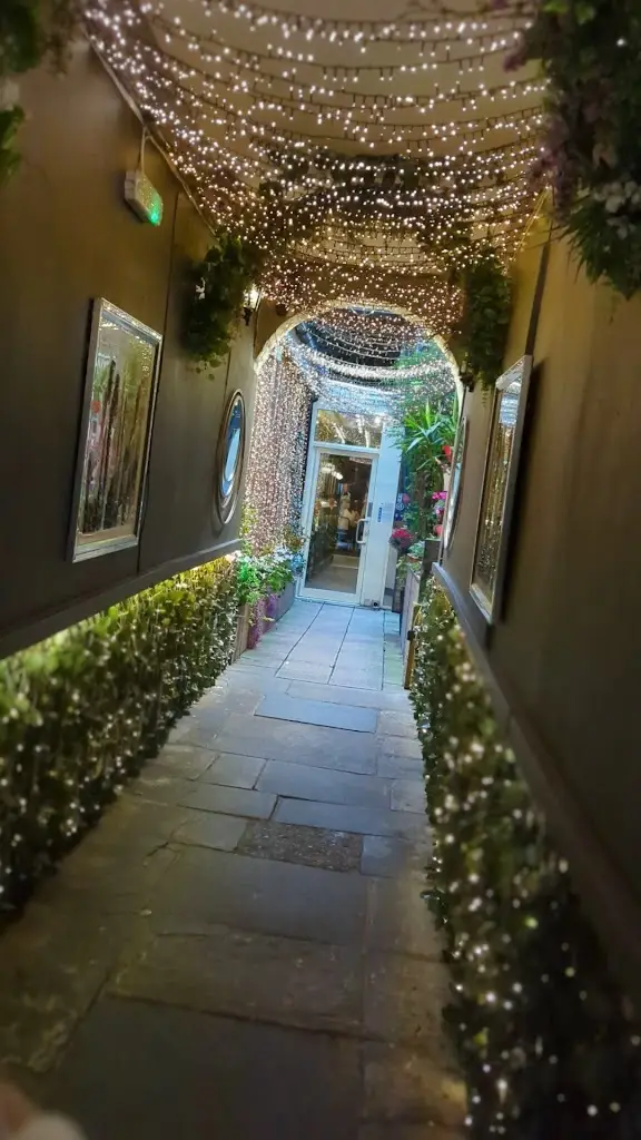 Ate O'Clock_York_slider_image_2