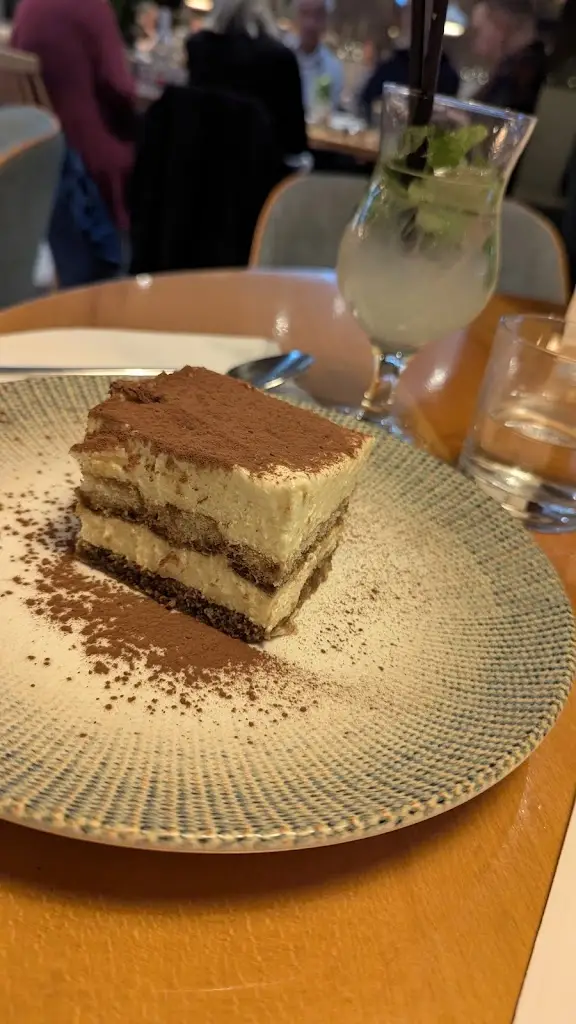 Stephen Bolt_Bella Capri Restaurant Fleet_Rushmoor_review