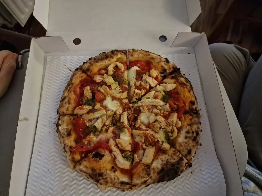 Dino_Yoyo coffee & dough_Annalong_review