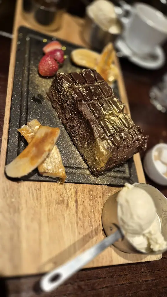 Mo Mo_Miller & Carter Bexley_Bexley_review