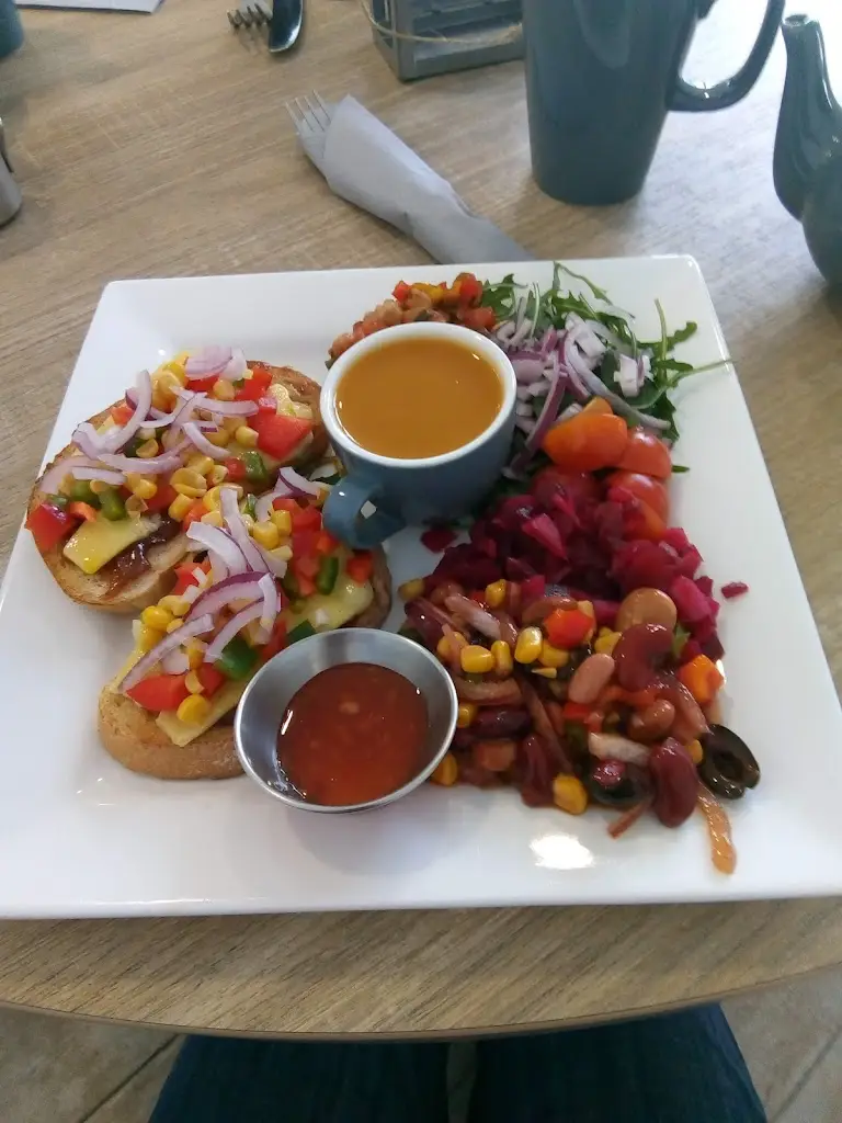 Ruthie H1979_Kitchen 16_Ahoghill_review