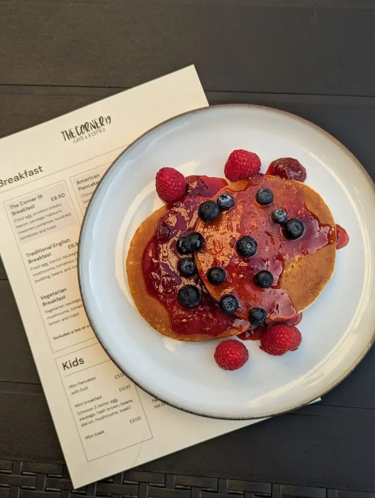 Menu_THE CORNER 19 CAFE & BISTRO_Yeadon_image_4