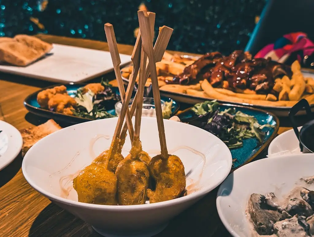 Daniel Beck_THE CORNER 19 CAFE & BISTRO_Yeadon_review