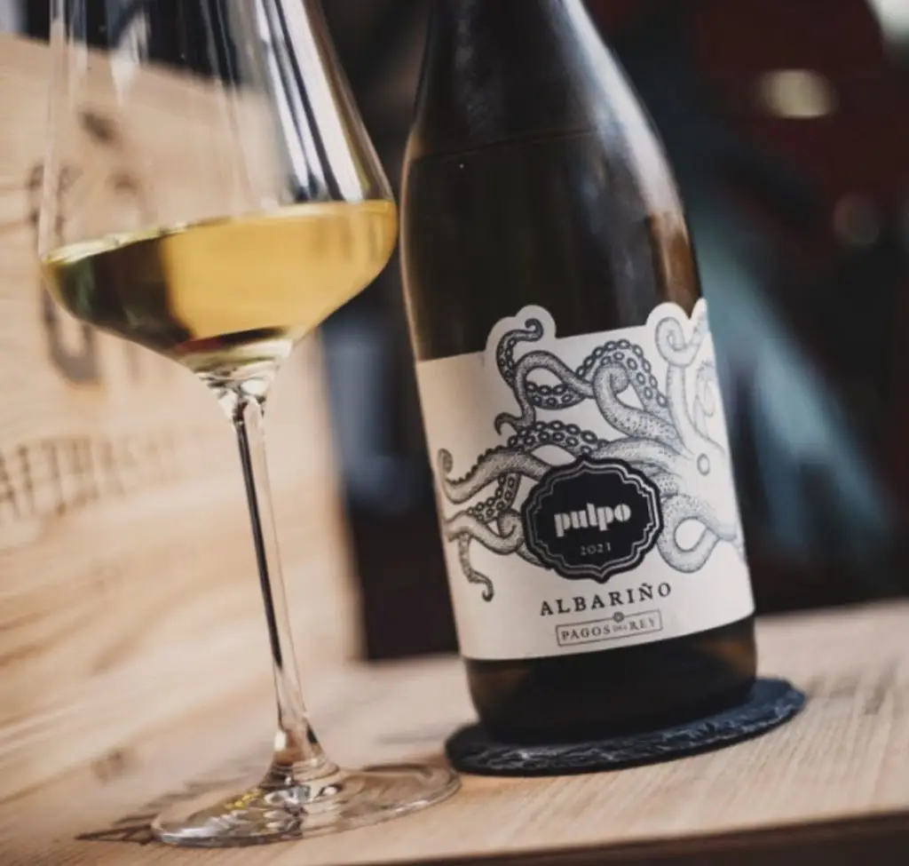 THE CORNER 19 CAFE & BISTRO_Yeadon_slider_image_3