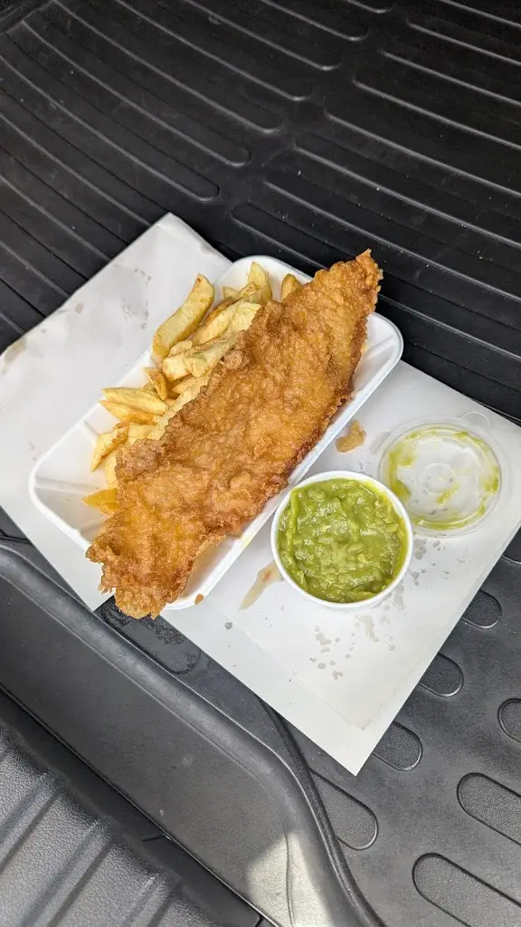 Andy McCarthy_The Little Fisherman_Yeadon_review