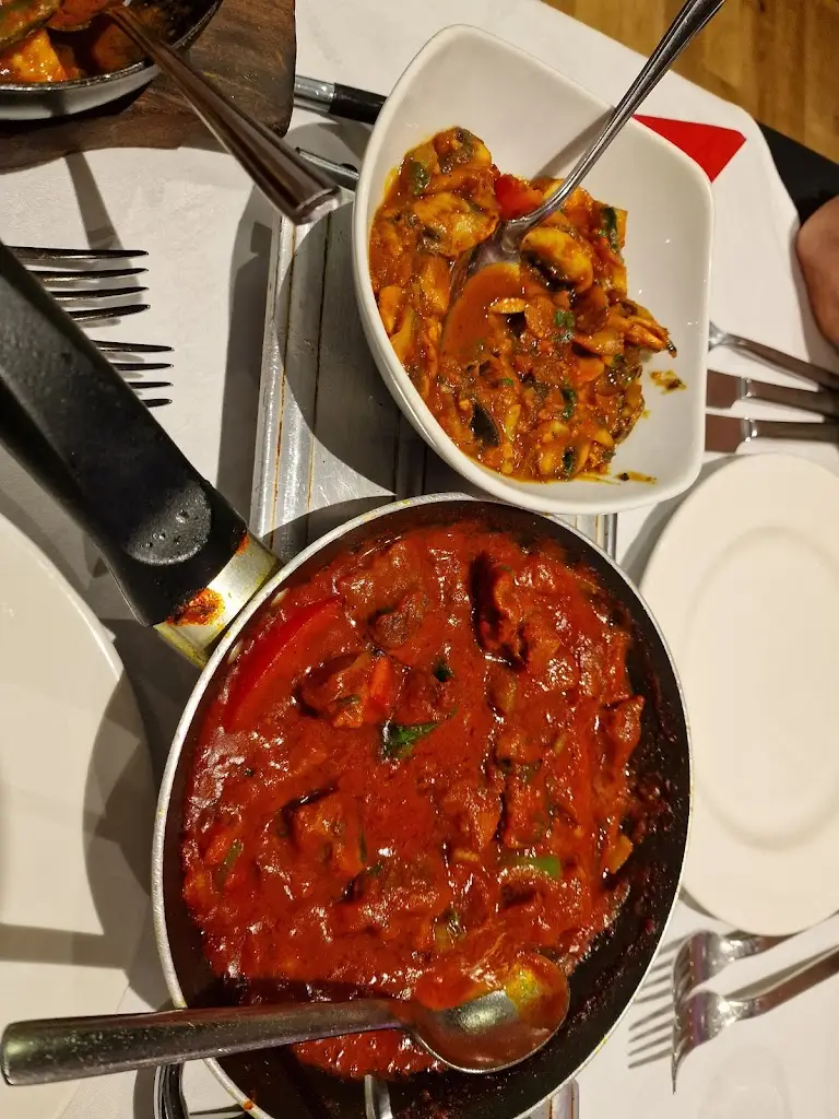 Ranjit Chagar_Cinnamon Restaurant_Yeadon_recensione