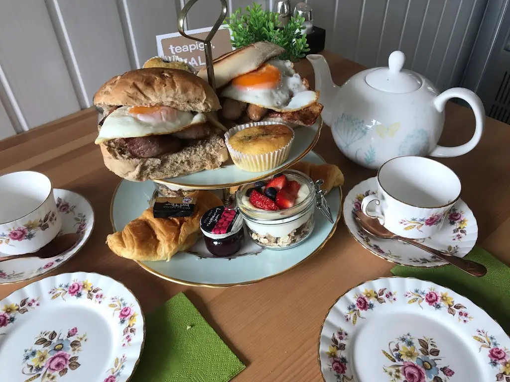 Never Enough Thyme_Yeadon_slider_image_3