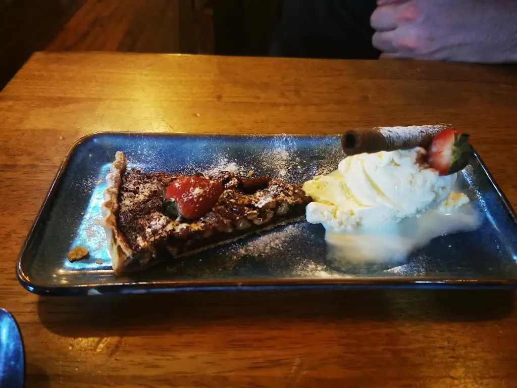 Julianna Szepvolgyi_Currans Bar & Seafood Steakhouse_Ardglass_review