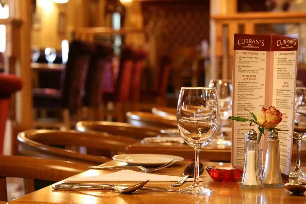 Currans Bar & Seafood Steakhouse_Ardglass_slider_image_1