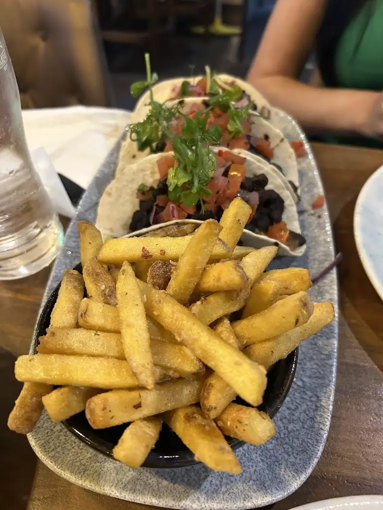 fapcreationsgallery_Top of the Town_Antrim_review