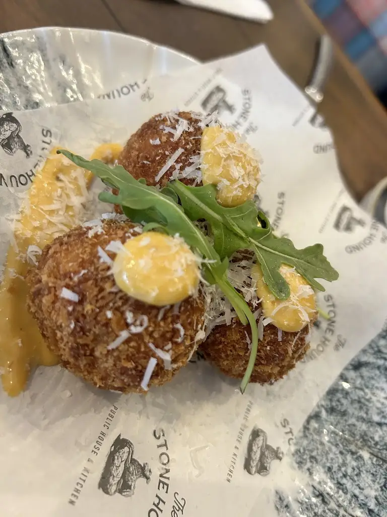 Amy Lynn_The Stone Hound_Antrim_Bewertung