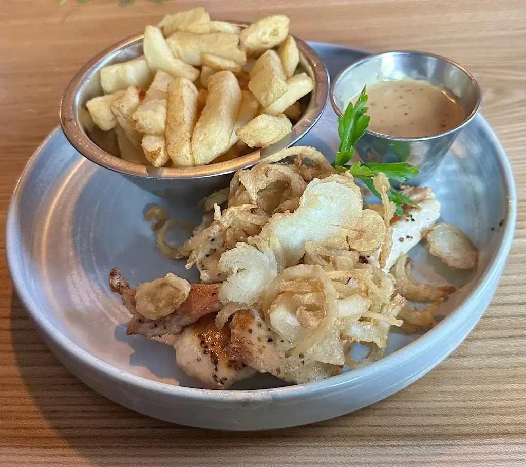 ASG McCurdy_Foxes Pub & Restaurant_Antrim_review