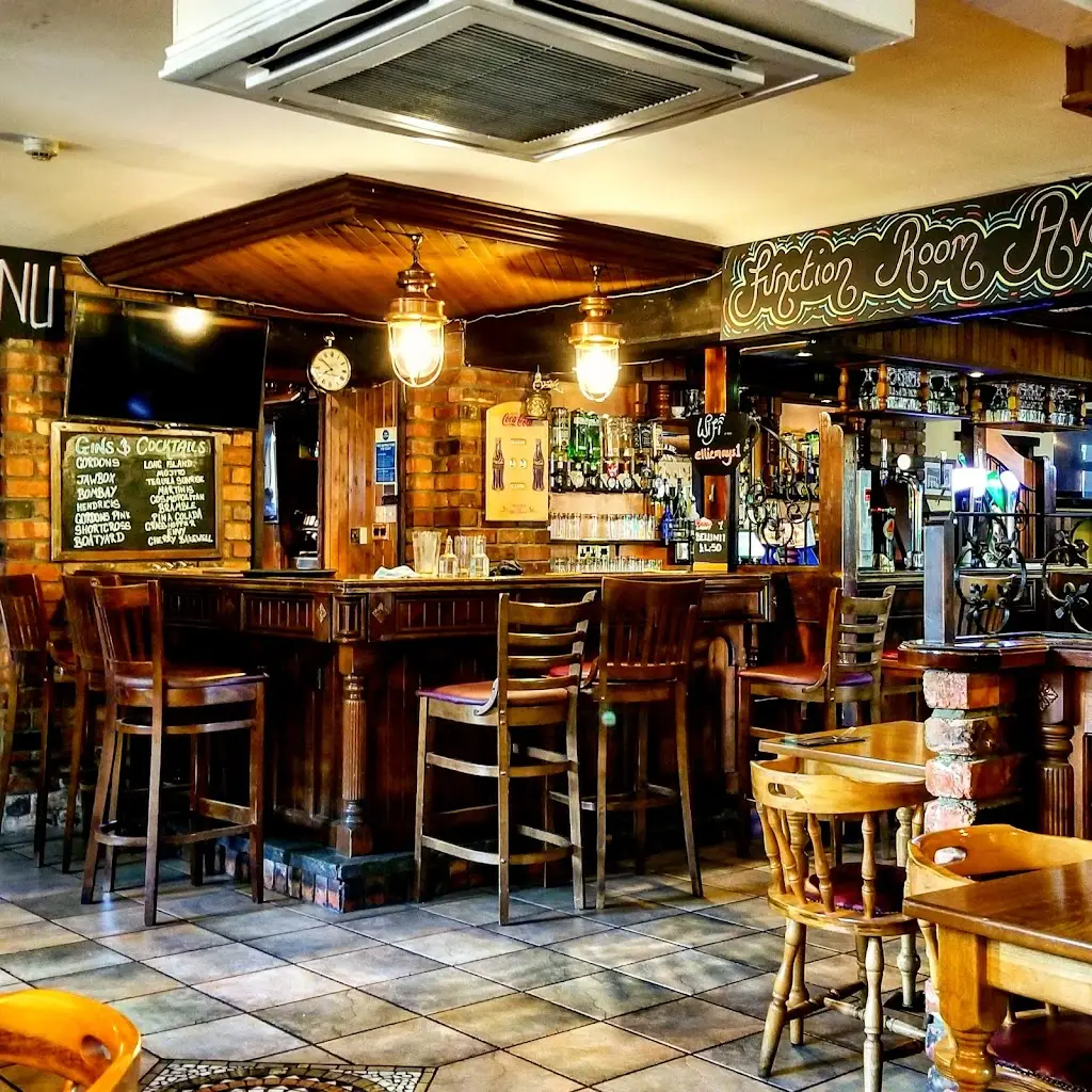 Foxes Pub & Restaurant_Antrim_slider_image_1