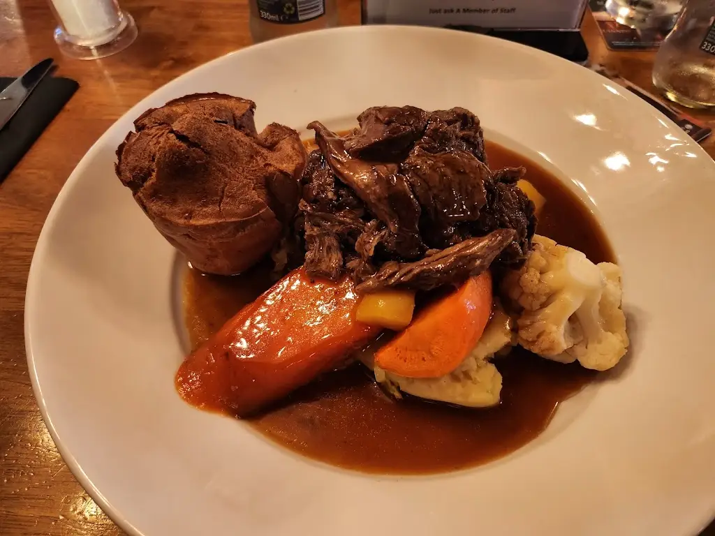Roisin Niblock_The Halfway House Country Pub_Broughshane_review