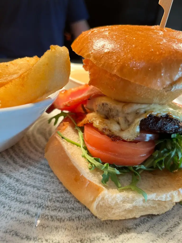 Harbour and Company Wood Fired Kitchen_Ballywalter_slider_image_3